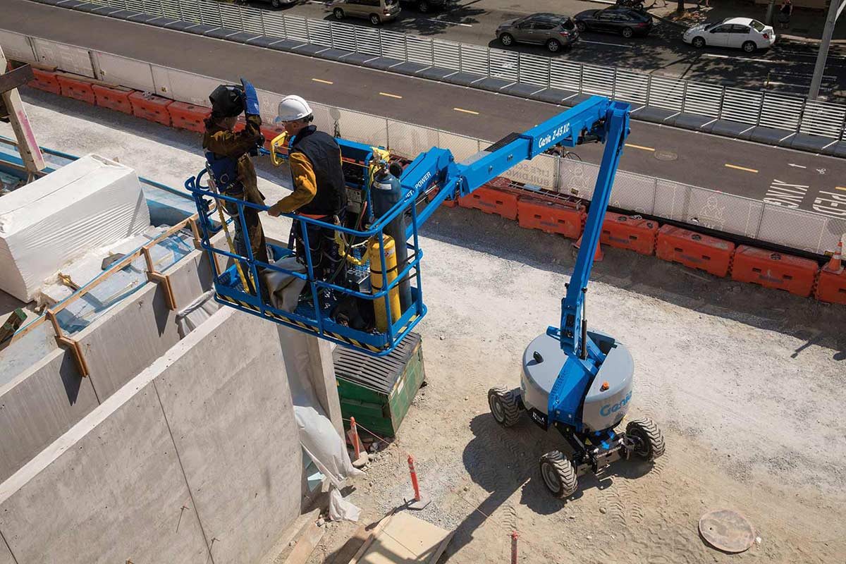Genie Z45/25J, 45ft Knuckle Boom Lift, 4WD