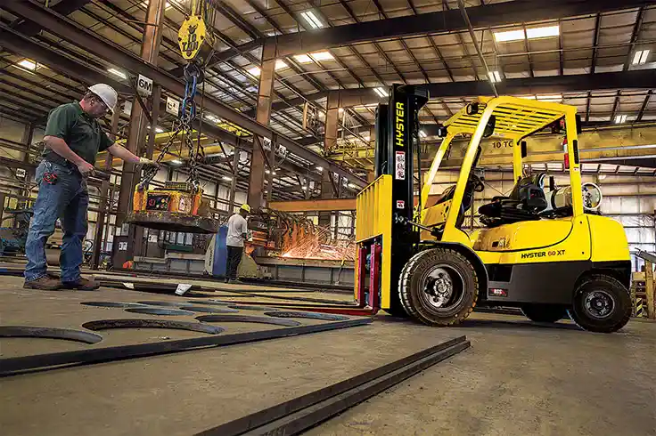 Hyster H50XT, 5,000 lbs Industrial Warehouse Forklift
