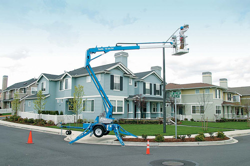 Genie TZ34/20, 34ft Electric Towable Knuckle Boom Lift