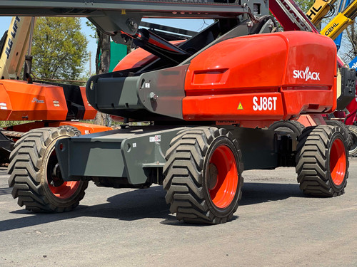 Skyjack SJ86T, 86ft Straight Boom Lift, 4WD