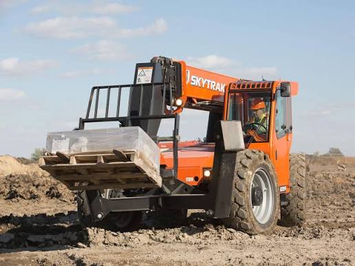 Skytrak 10054 Telehandler, 10,000 lbs Reachfork, 54 ft Reach
