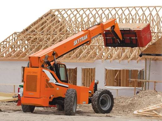 Skytrak 8042 Telehandler, 8,000 lbs Reachfork, 42ft Reach